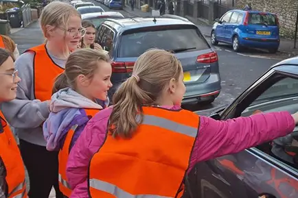 System monitoring kiss & ride zones to prevent overstaying, ensuring smooth traffic flow and safer drop-off and pick-up near schools.